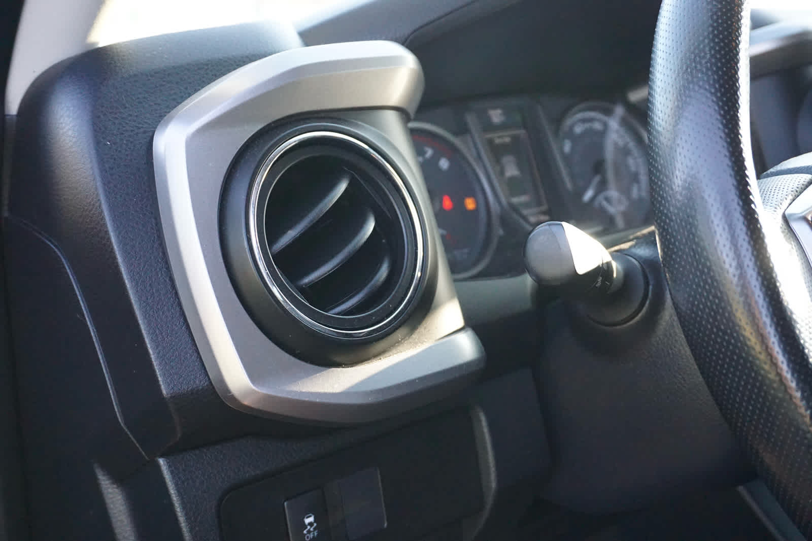 2021 Toyota Tacoma 2WD SR5