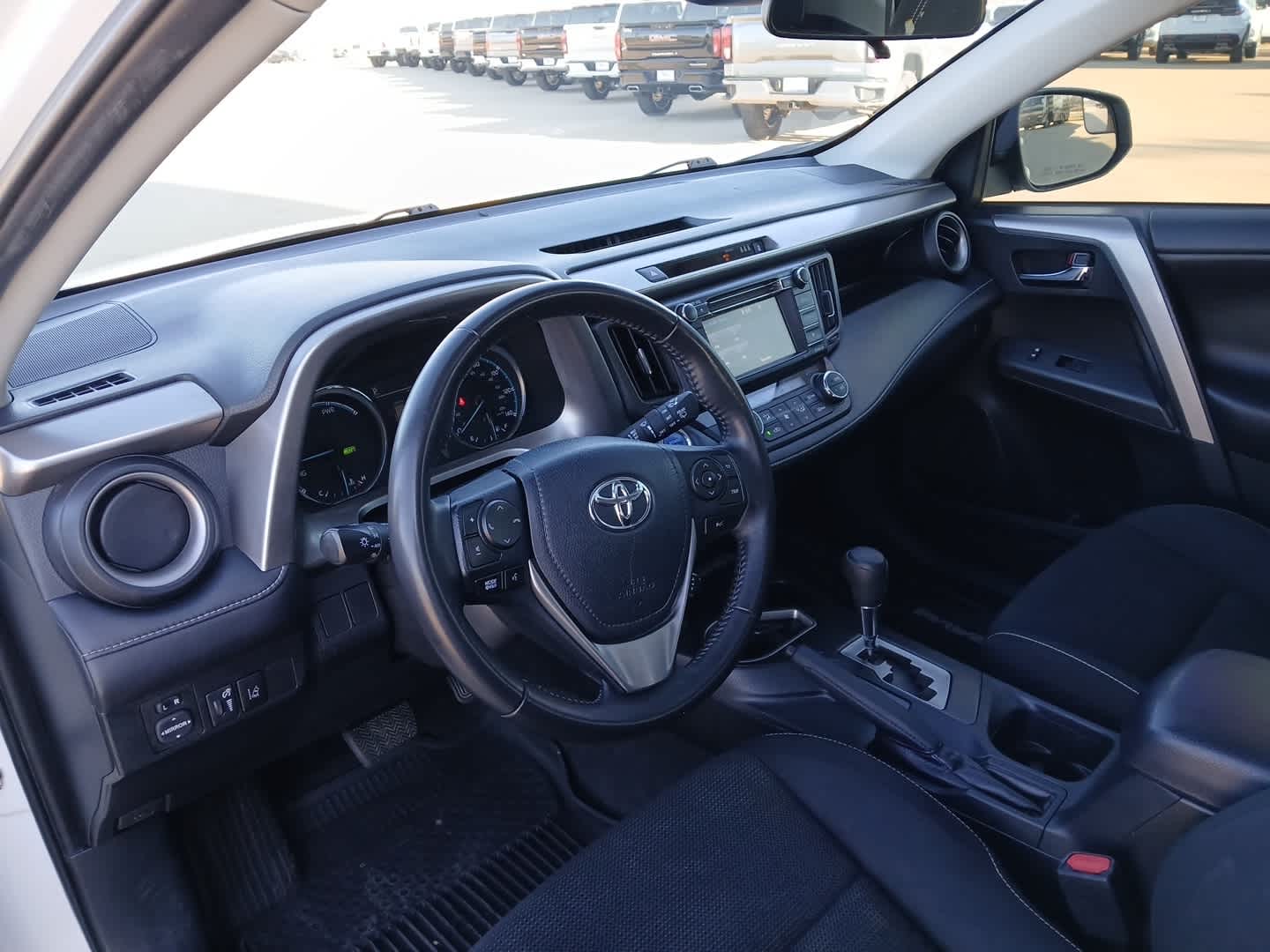 2018 Toyota RAV4 Hybrid XLE