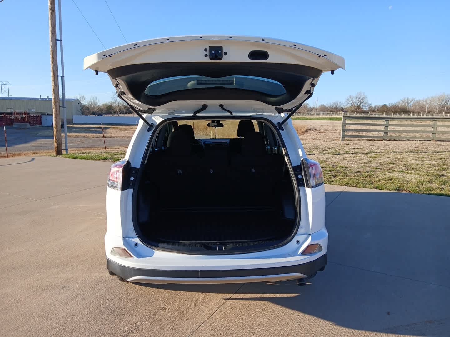 2018 Toyota RAV4 Hybrid XLE