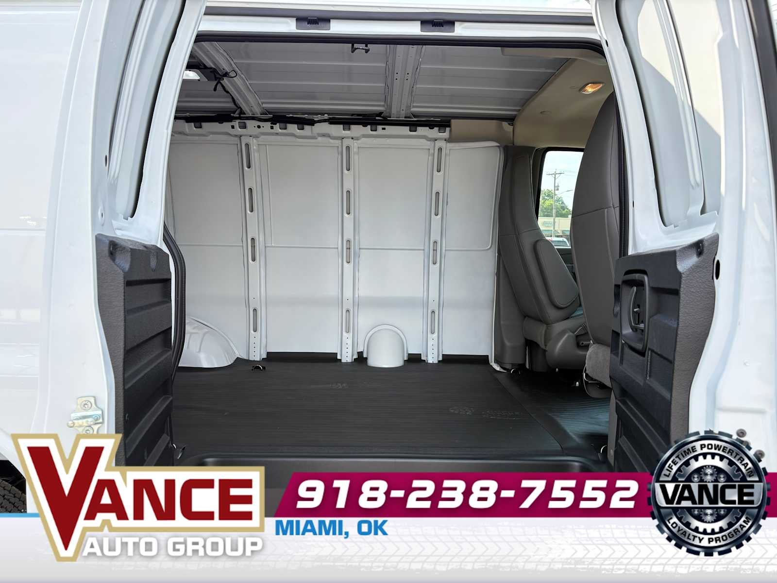 2025 GMC Savana Cargo 2500 Work Van