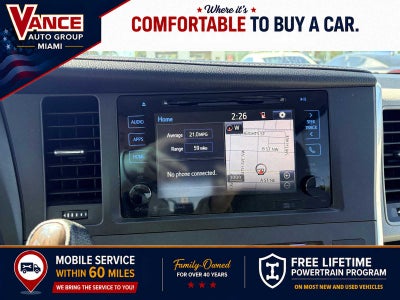 2017 Toyota Sienna XLE Auto Access Seat
