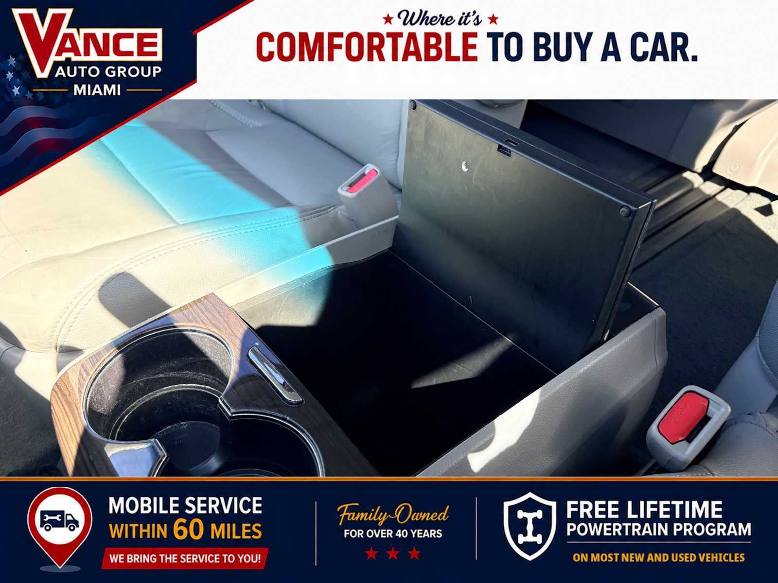 2017 Toyota Sienna XLE Auto Access Seat
