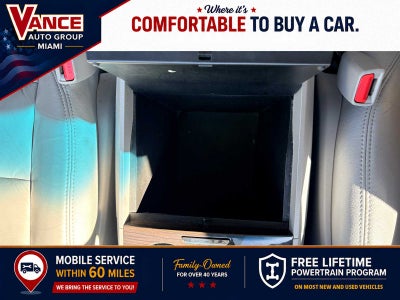 2017 Toyota Sienna XLE Auto Access Seat