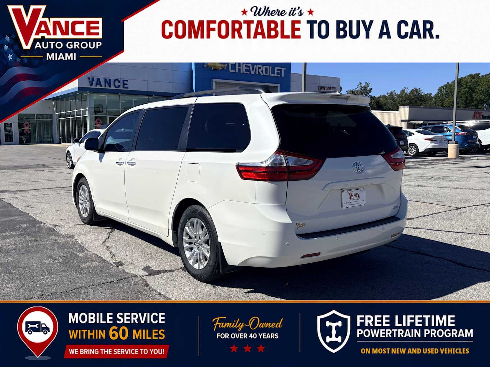 2017 Toyota Sienna XLE Auto Access Seat