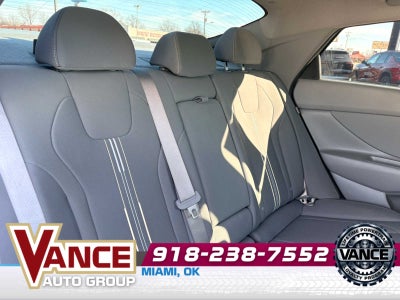 2025 Hyundai Elantra SEL Convenience