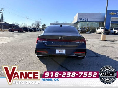 2025 Hyundai Elantra SEL Convenience