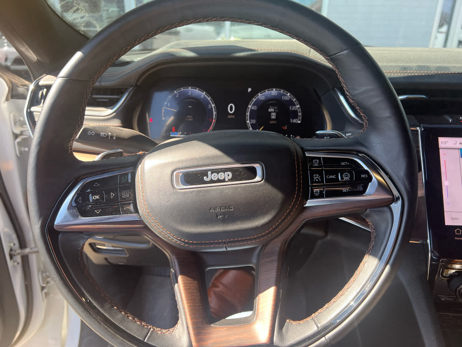 2023 Jeep Grand Cherokee L Summit