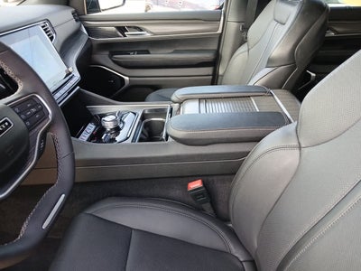 2024 Jeep Wagoneer Series III