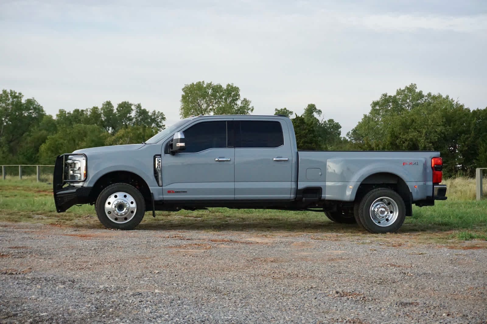2025 Ford Super Duty F-350 DRW XL