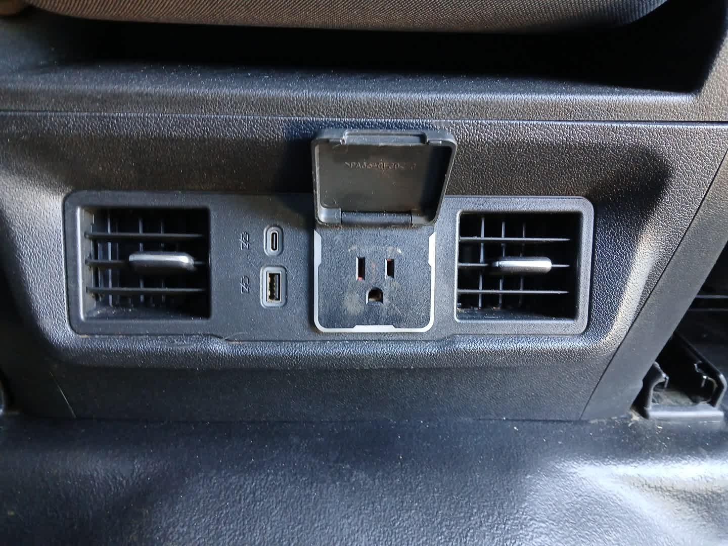 2024 Chevrolet Silverado 3500 HD Chassis Cab LT