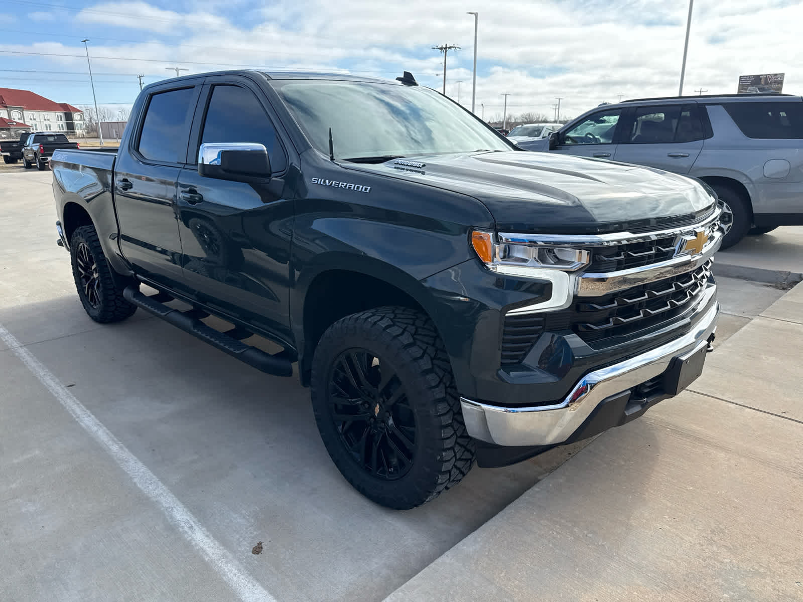 2025 Chevrolet Silverado 1500 LT