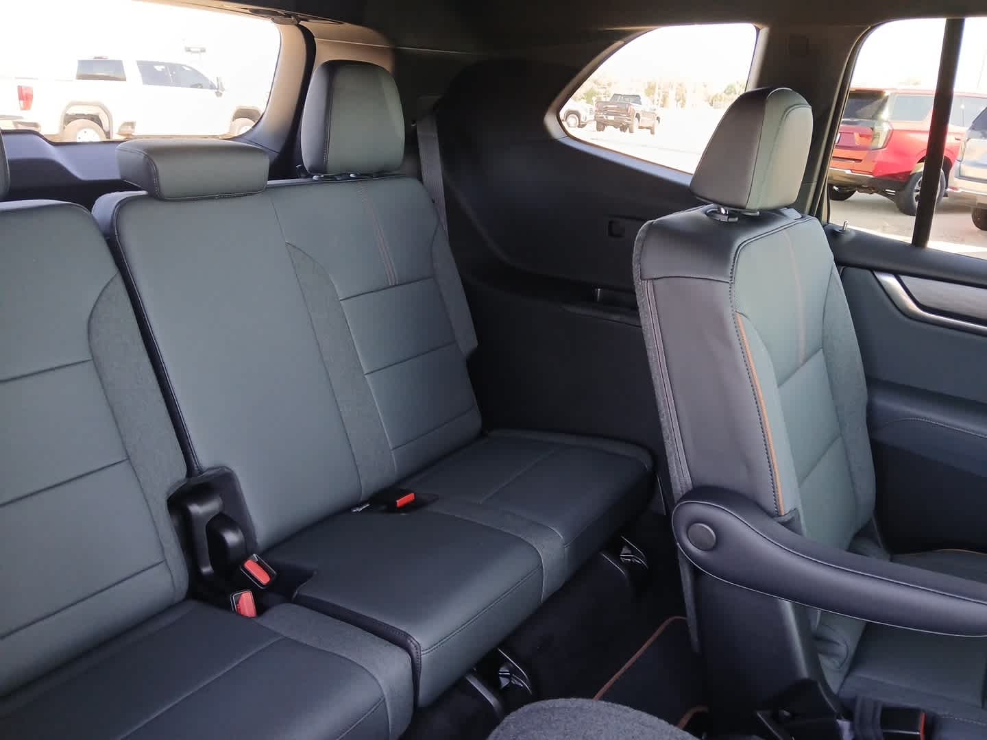 2027 GMC Acadia AT4