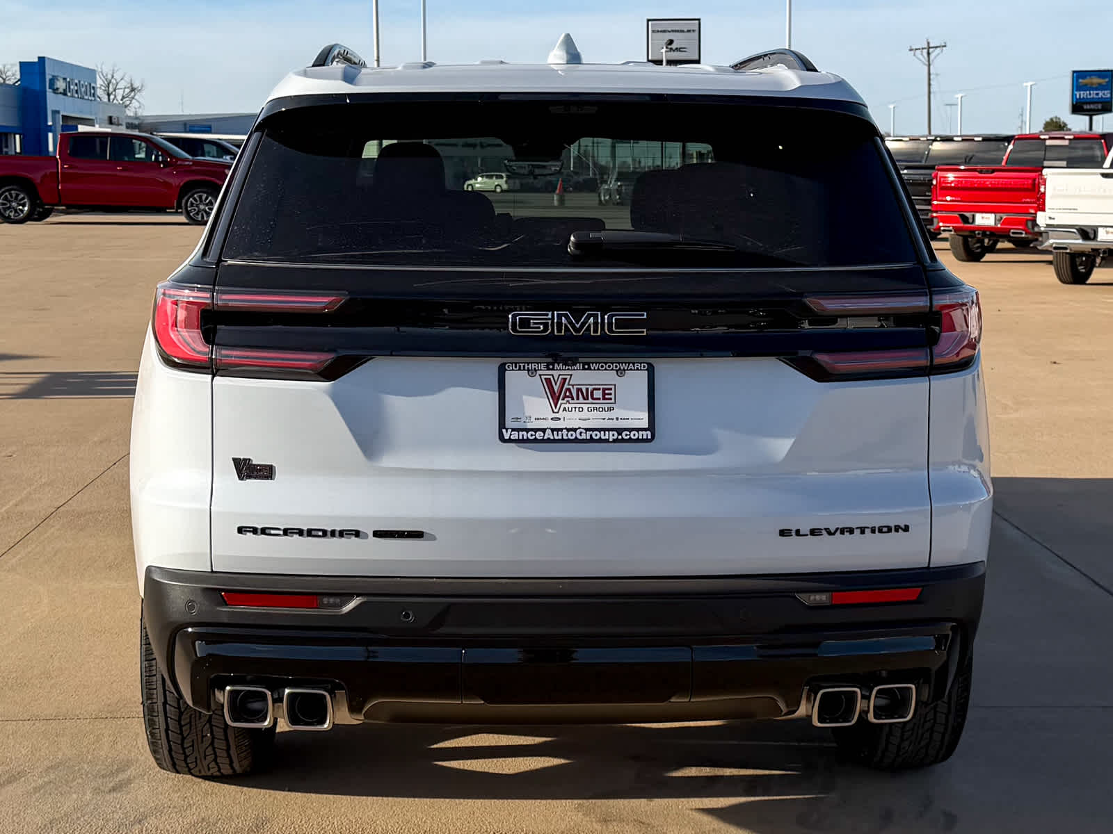 2026 GMC Acadia Elevation