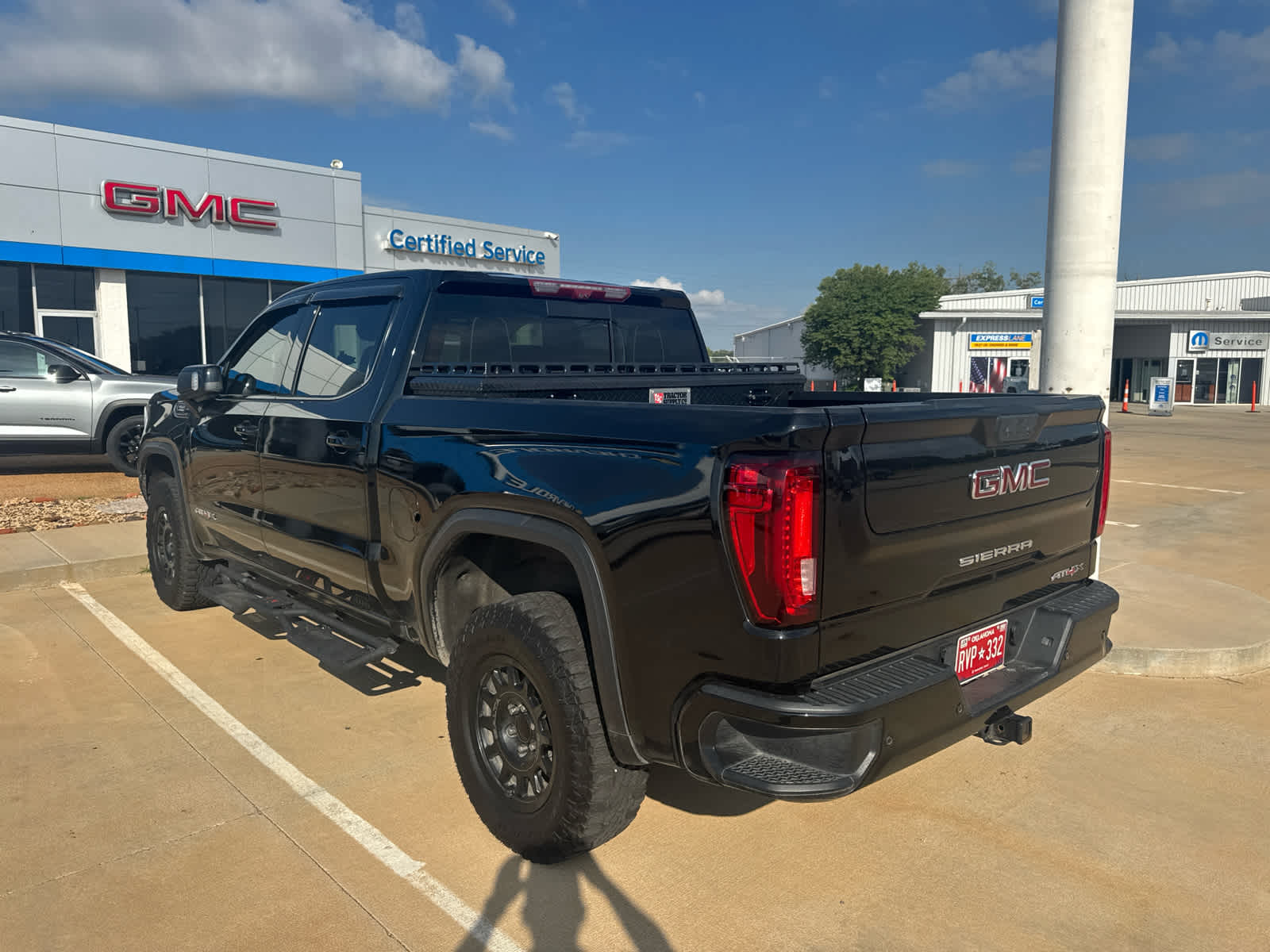 2024 GMC Sierra 1500 AT4X
