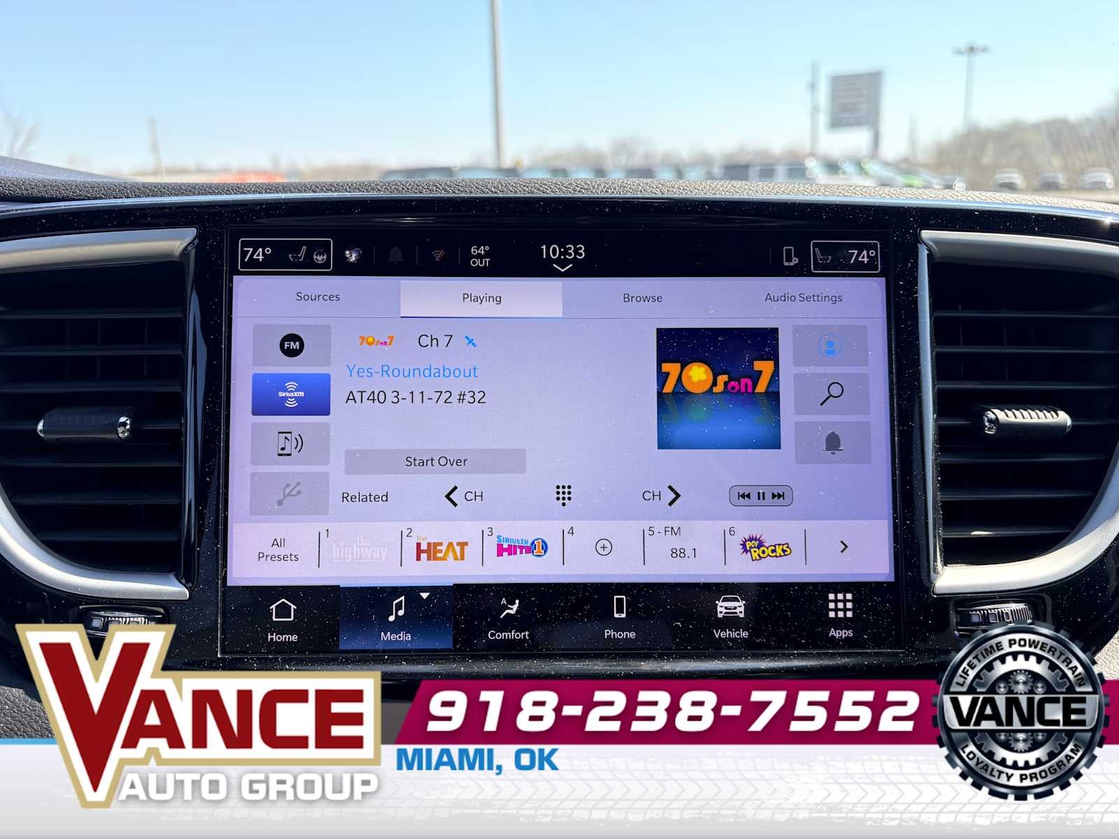 2025 Chrysler Voyager LX