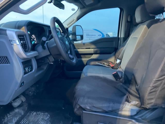 2025 Ford Super Duty F-350 DRW Pickup XLT