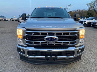 2024 Ford Super Duty F-350 DRW Pickup XLT