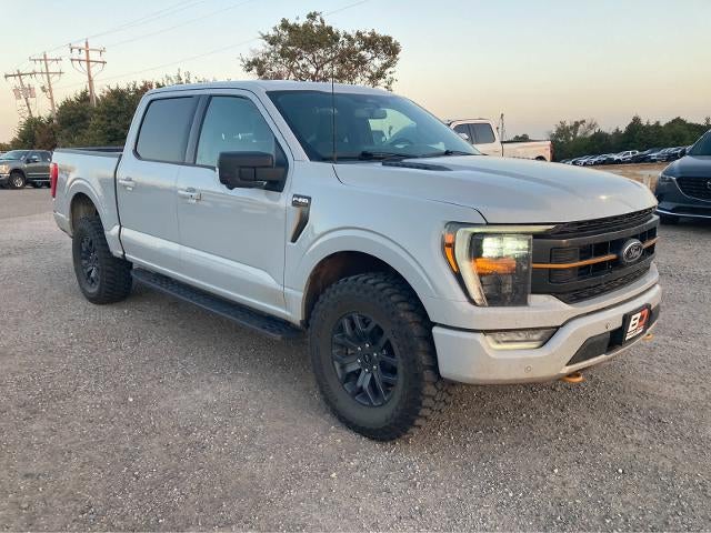 2023 Ford Super Duty F-350 DRW Pickup LARIAT
