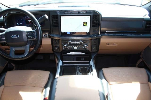 2024 Ford Super Duty F-350 DRW Pickup LARIAT