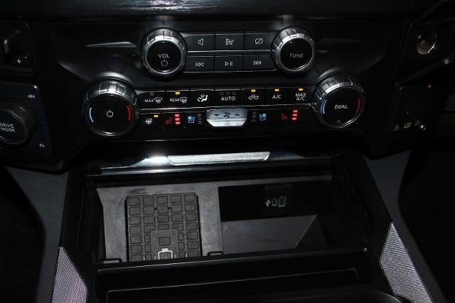 2024 Ford Super Duty F-350 DRW Pickup LARIAT