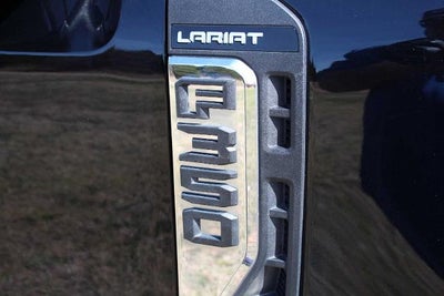2024 Ford Super Duty F-350 DRW Pickup LARIAT
