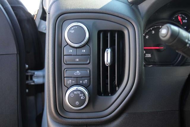 2025 GMC Sierra 2500HD Pro