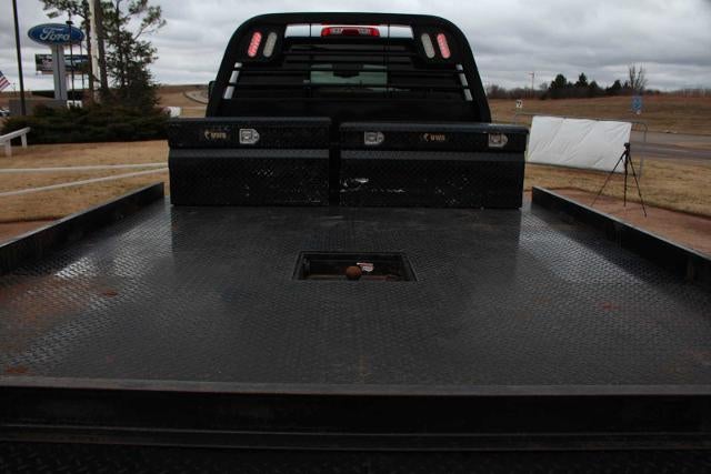 2021 Chevrolet Silverado MD LT